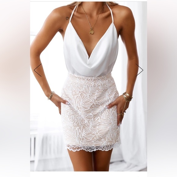 NWT’s HELLO MOLLY BELLE OF THE SKY
TOP WHITE & MADLY INTO YOU SKIRT SET XS/2 - Picture 6 of 8